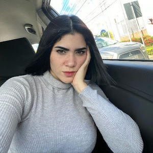 Meet your Posher, Yuleidy